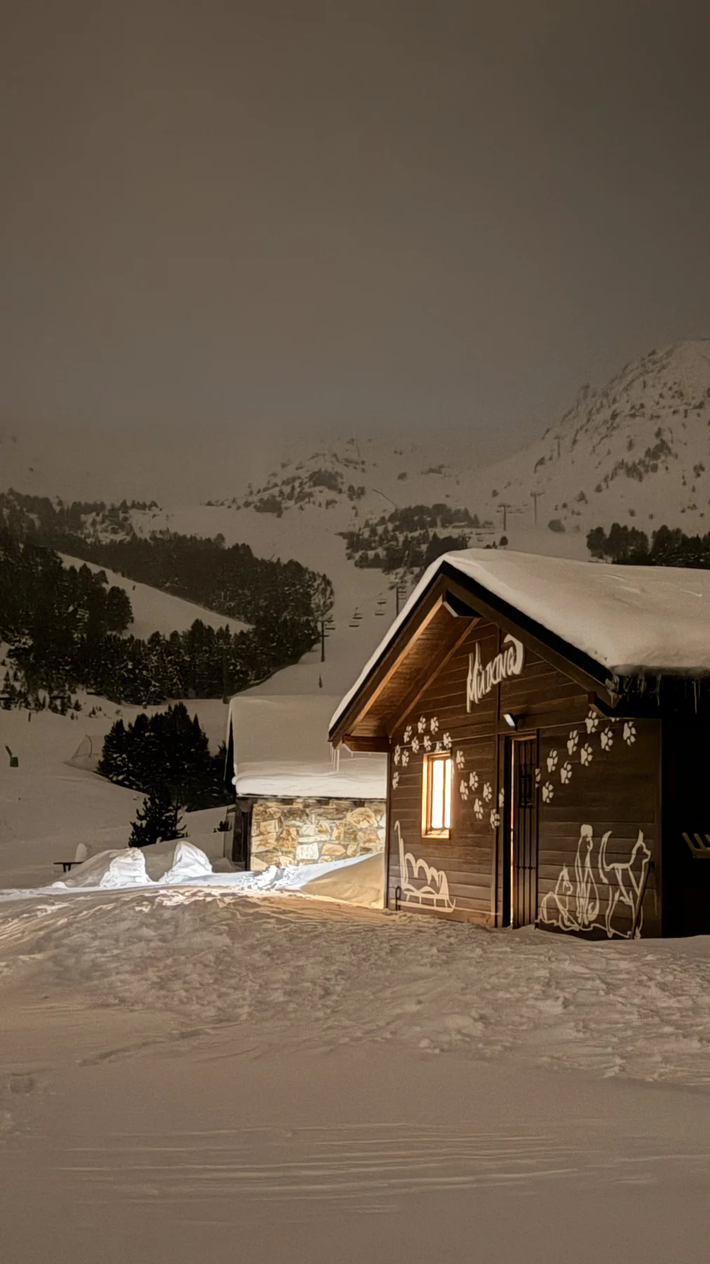 Refuge in winter at night